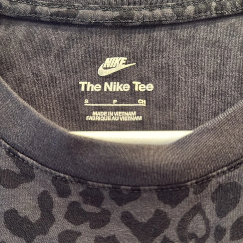 The Nike Tee🤩 Long Sleeve🤩100% Cotton!